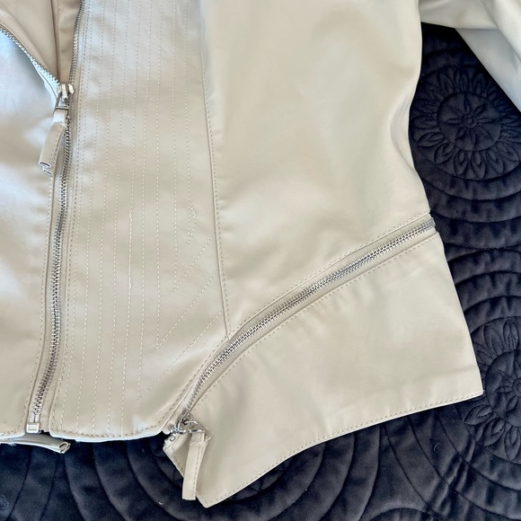BLANKNYC Zipper Detail Asymmetrical Moto Jacket Faux Leather “Vanilla Latte” - Picture 11 of 16